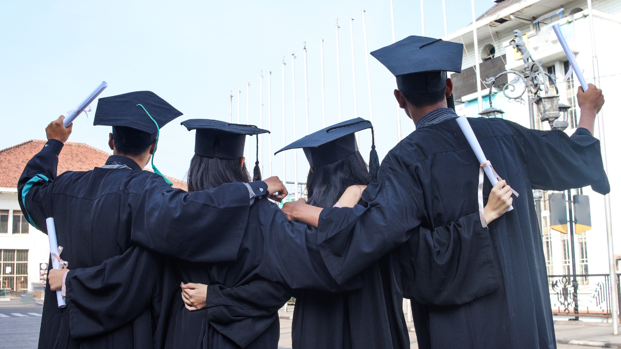 &Eacute;coles de Communication &agrave; Paris